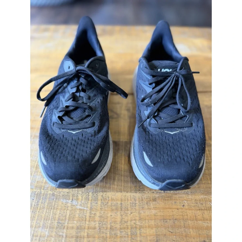 Hoka One One Clifton 8 Black White Women's Running Shoes 10B 1119394 BWHT
